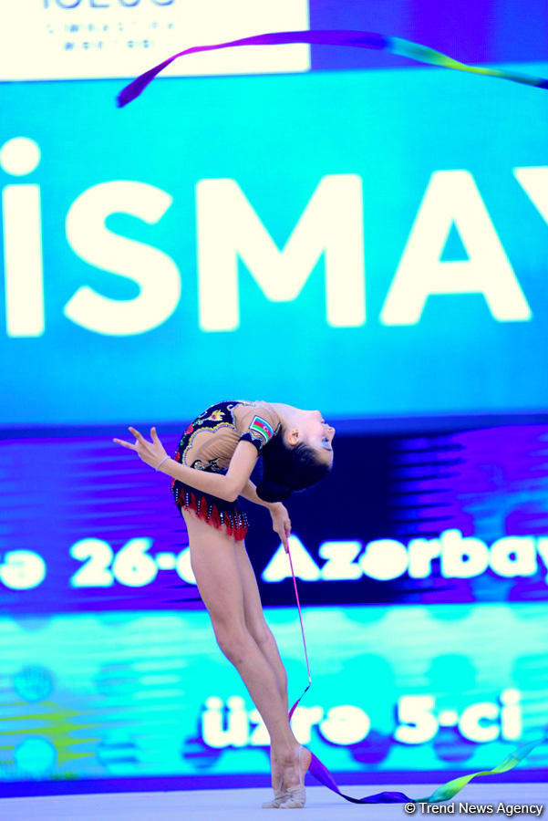 Milli Gimnastika Arenasında bədii və aerobika gimnastikası yarışları davam edir (FOTO)