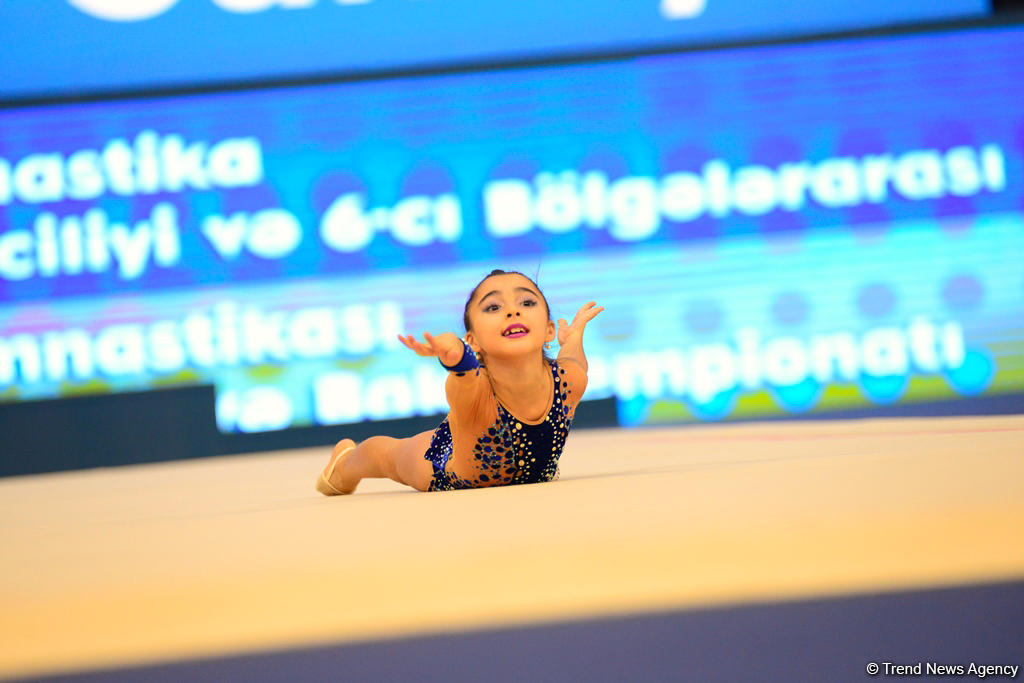 Bədii gimnastikası üzrə Azərbaycan və Bakı birinciliyinin son günü başlayıb (FOTO)