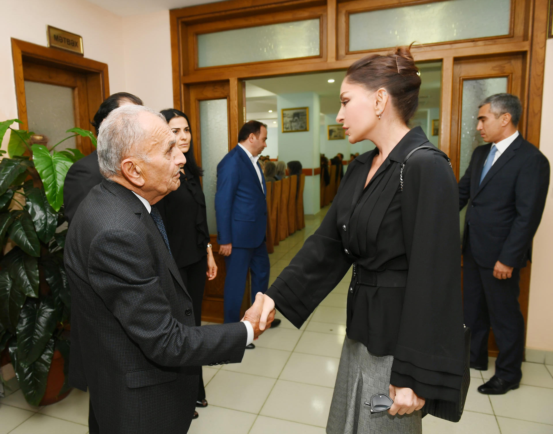 Birinci vitse-prezident Mehriban Əliyeva görkəmli alim Vasim Məmmədəliyevin hüzr mərasimində iştirak edib (FOTO)