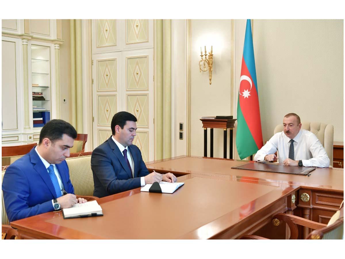 Президент Ильхам Алиев принял Анара Тагиева и Эльнура Рзаева в связи с назначением их на должность главы Исполнительной власти Евлаха и Хачмазского района (ФОТО) (версия 2)