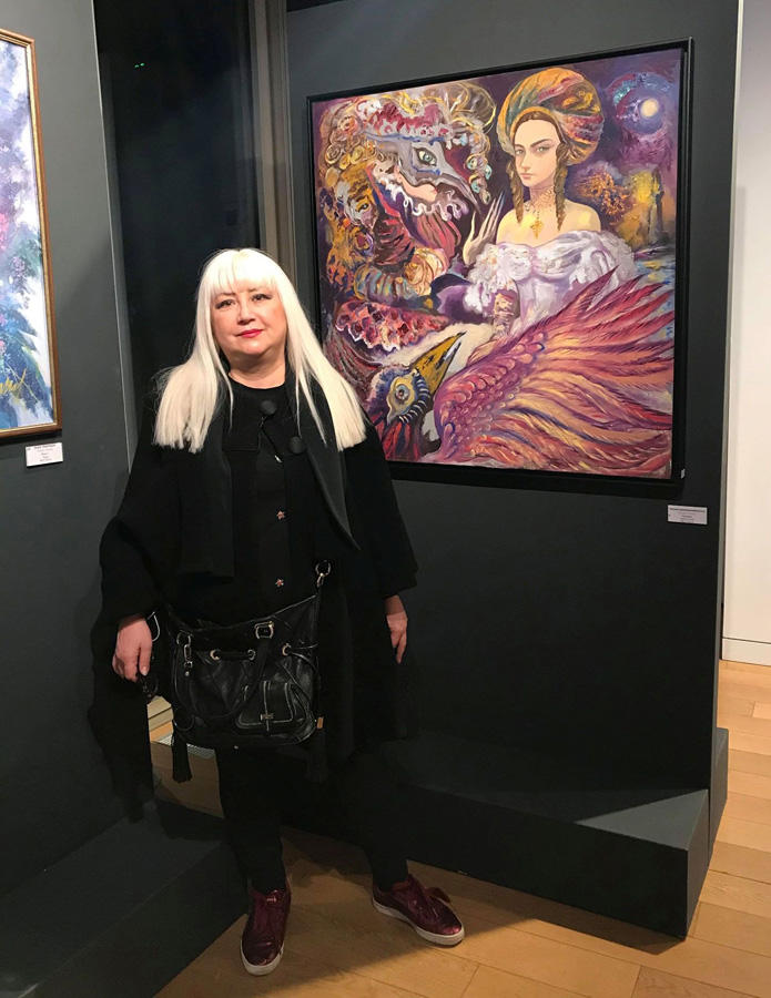 Картины азербайджанской художницы вызвали восторг художественной элиты Франции (ФОТО)