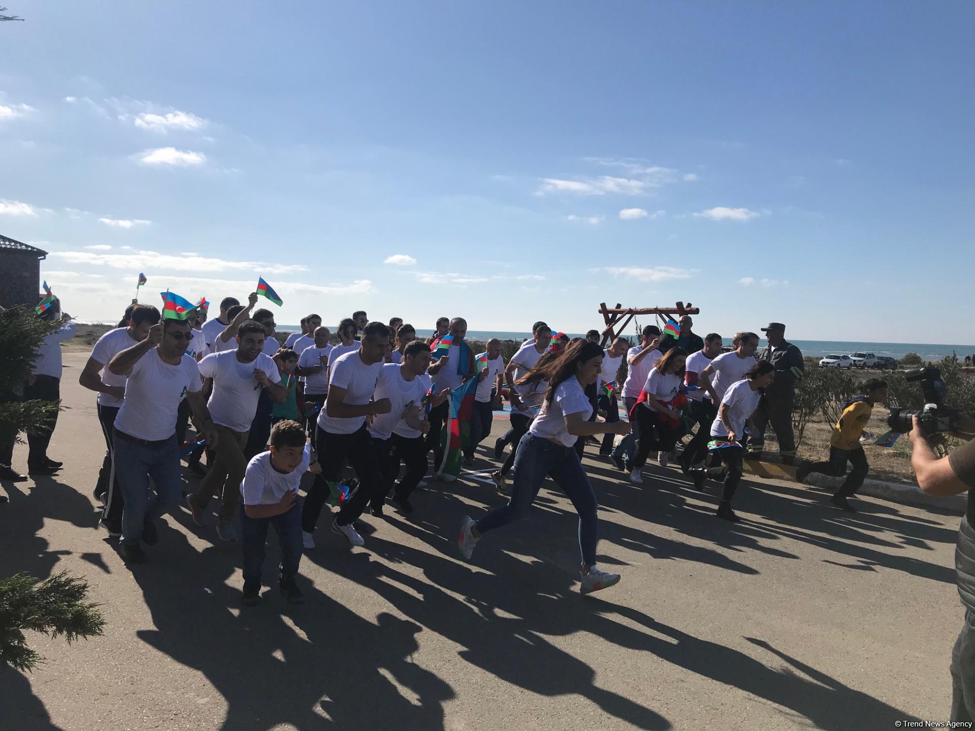 Abşeron Milli Parkında “Sağlam ətraf mühit, sağlam həyat naminə” marafon keçirilib (FOTO)