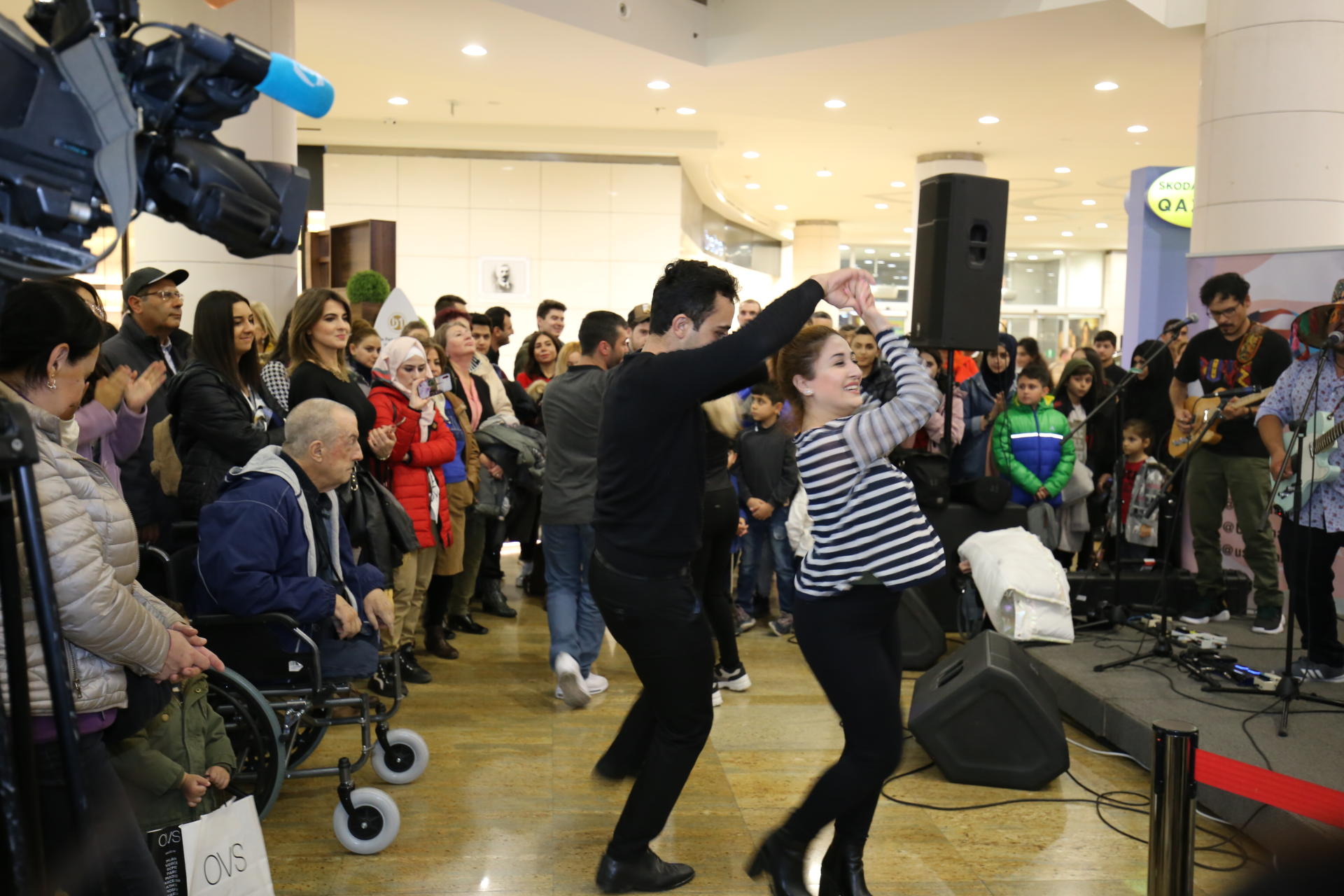 ABŞ səfirliyi Amerikanın Afro-Latin Musiqi Qrupunun Azərbaycana səfərini maliyyələşdirir (FOTO)