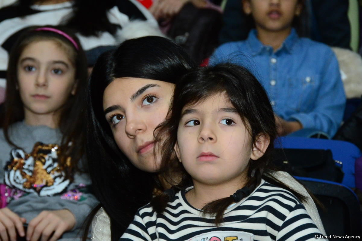 Milli Gimnastika Arenasında Azərbaycan Gimnastika Federasiyasının Birinci estafet yarışları keçirilir (FOTO)