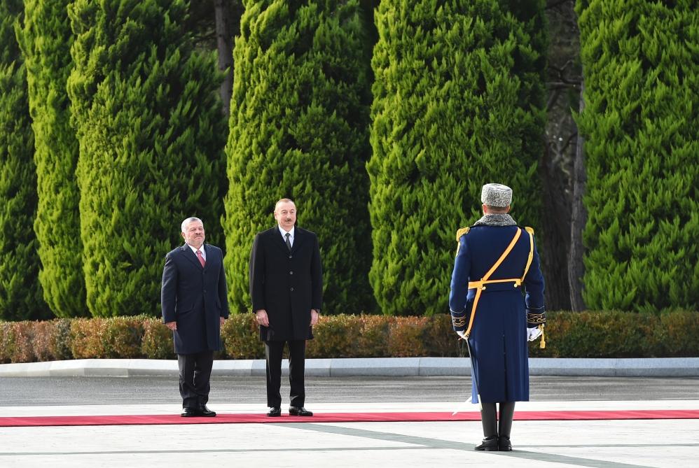 Король Иордании прибыл с визитом в Азербайджан