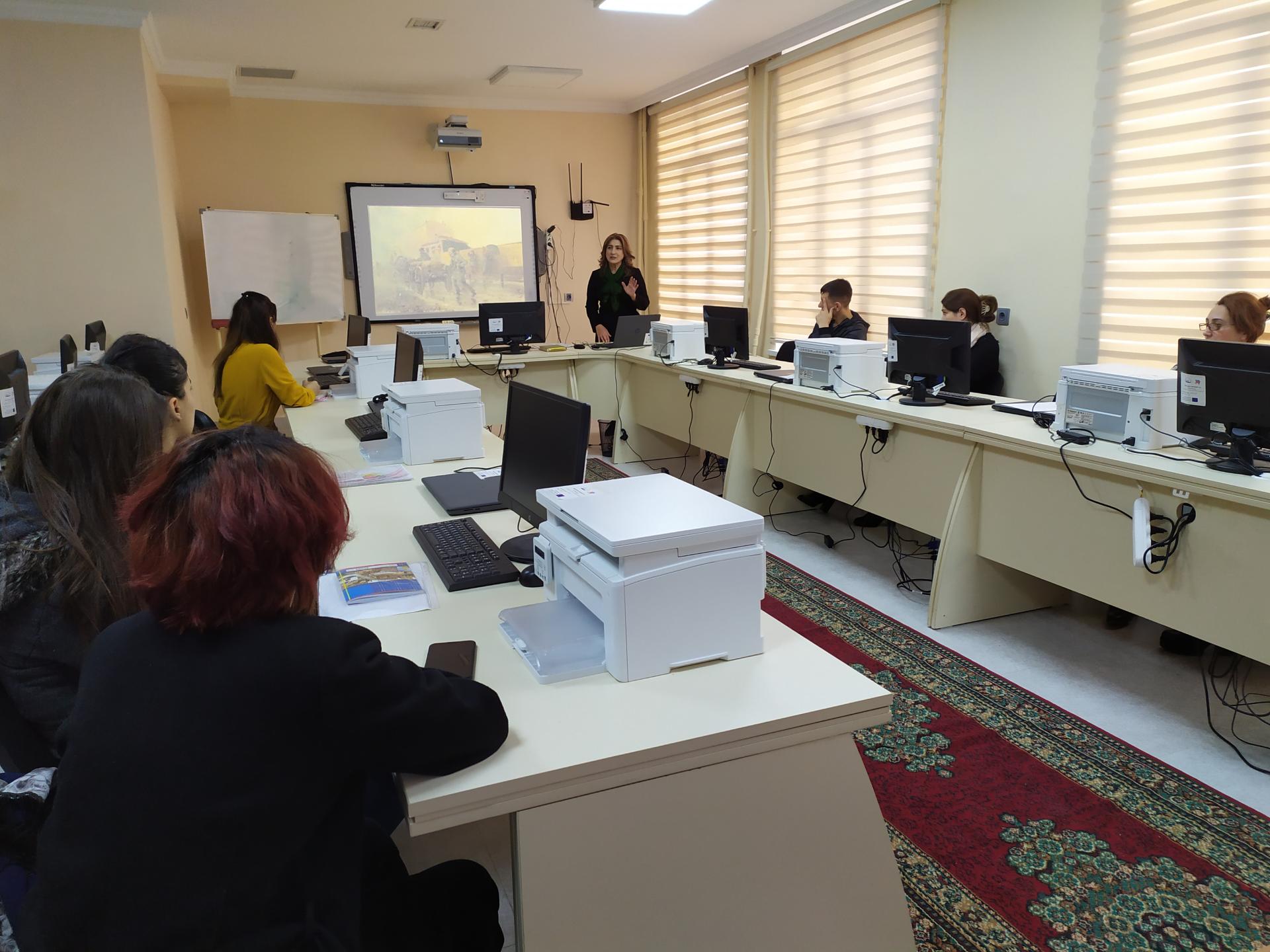 BSU-da silsilə seminarlar keçirilib
