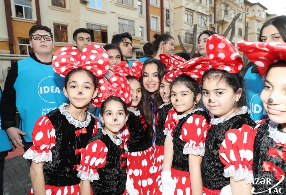 Heydər Əliyev Fondunun vitse-prezidenti Leyla Əliyeva Binəqədidə abadlaşdırılan həyətin açılışında iştirak edib (FOTO)