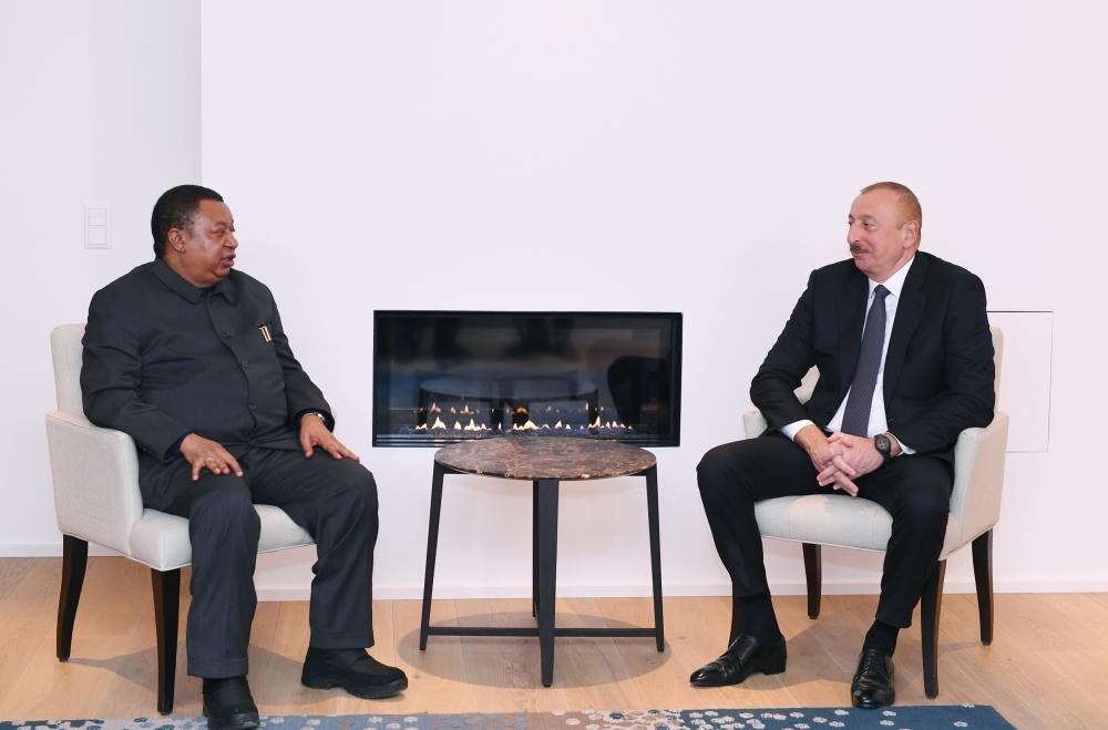 Davosda Prezident İlham Əliyev ilə OPEC-in baş katibi Məhəmməd Barkindonun görüşü olub (FOTO)