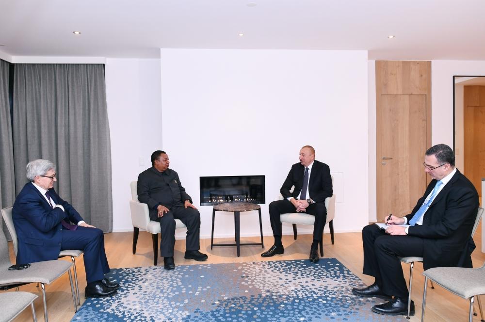 Davosda Prezident İlham Əliyev ilə OPEC-in baş katibi Məhəmməd Barkindonun görüşü olub (FOTO)