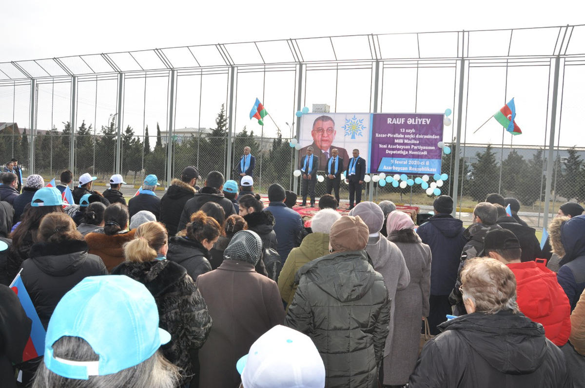 Rauf Əliyevin seçicilərlə görüşləri davam edir (FOTO)